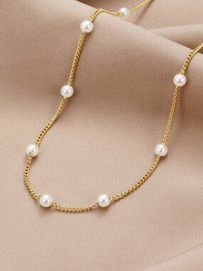 Beautiful Earth Boutique Nura Pearl 18K Gold Necklace
